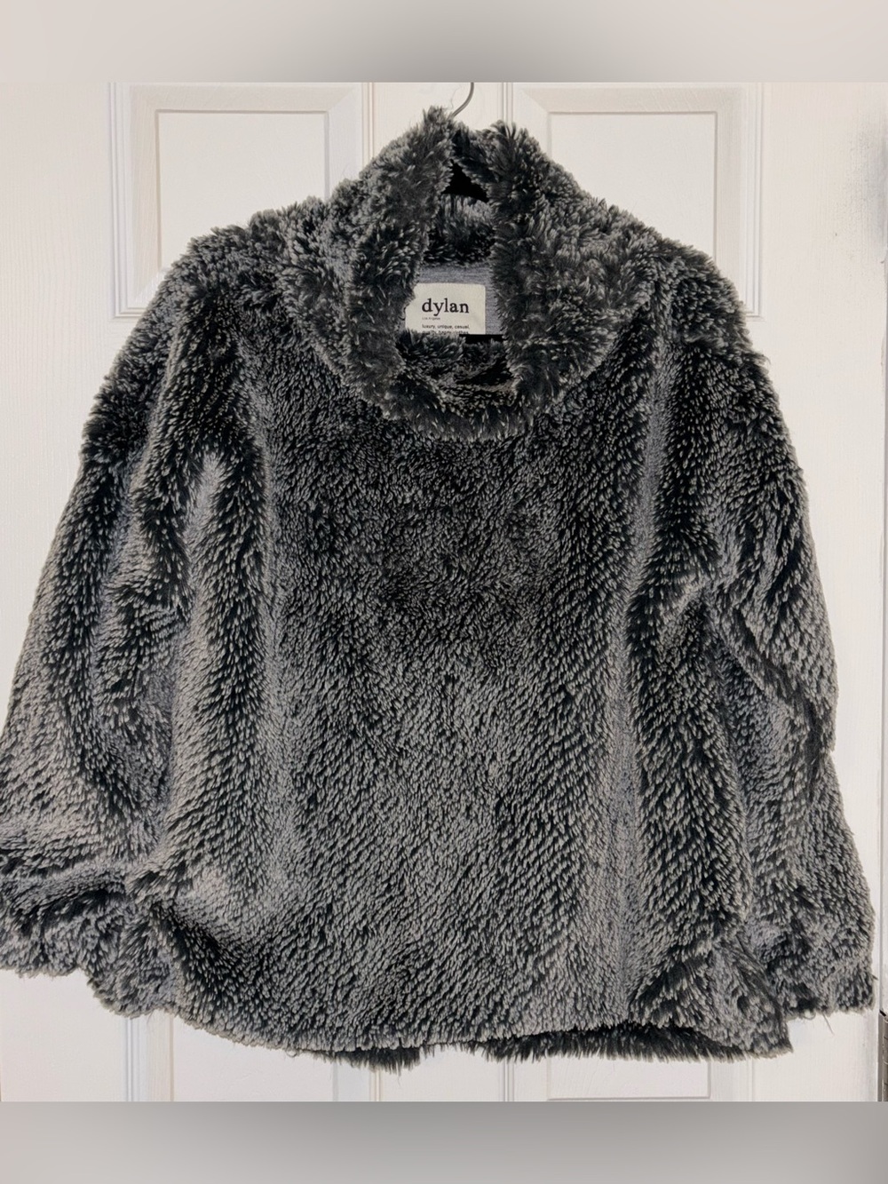 Dylan Los Angeles Gray Faux Fur Sherpa Cowl Neck Pullover Sweater - Size Small